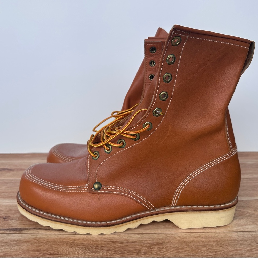 Men's Vintage Moc Toe Leather Boots in Chestnut Brown NWOT Goodyear welted